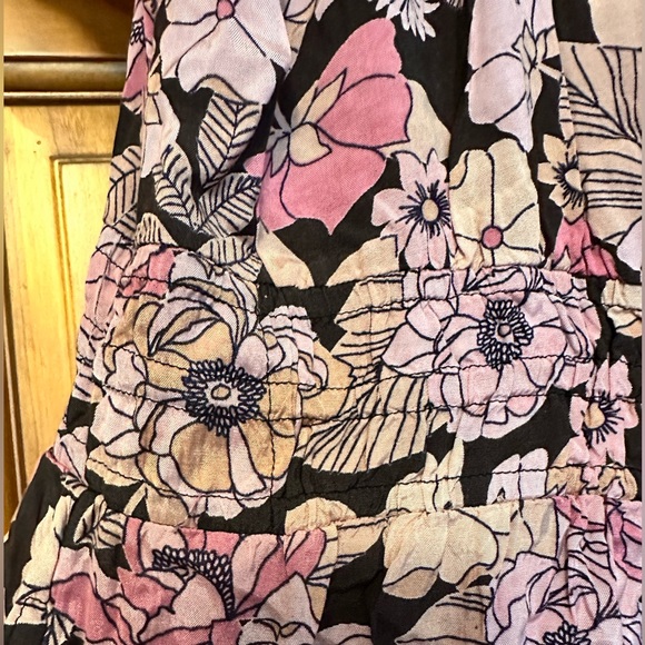 Bella Maxi Dress - Light Pink Floral - Picture 2 of 5